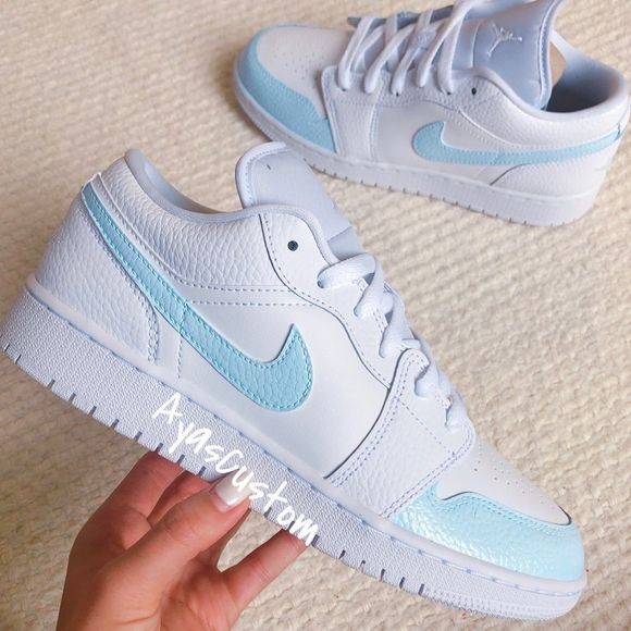 Jordan Shoes - Custom painted air jordan low